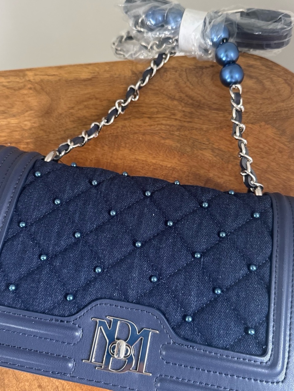 Badgley Mischka NWT Denim Quilted Shoulder Bag - Picture 8 of 8